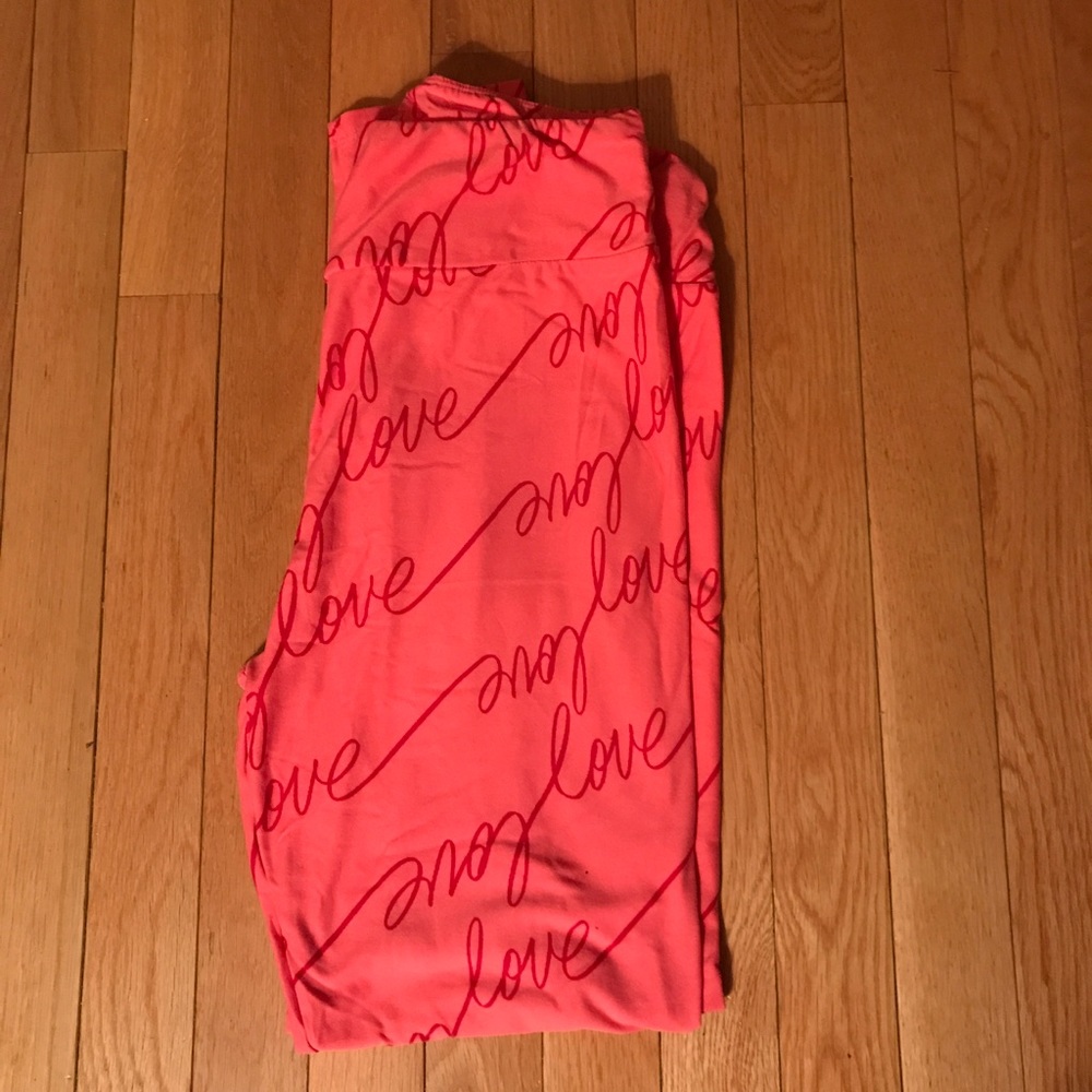 New Lularoe Tc Valentines leggings
